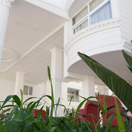Club Efes Otel 锡利夫凯 外观 照片
